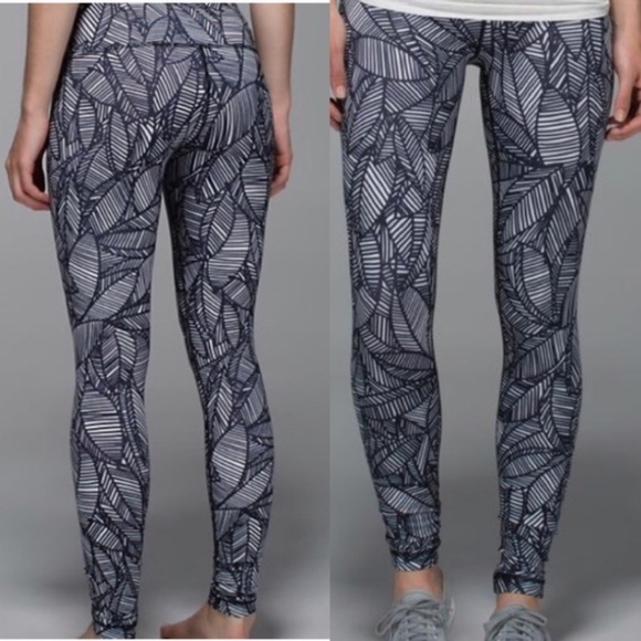 lululemon athletica Pants - Lululemon High Rise Banana Leaf Wunder Under Pants